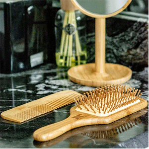  Combs & Brushes
