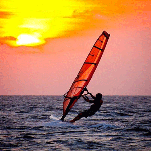  Windsurfing