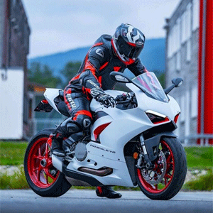  Motorcycle Protective Gear