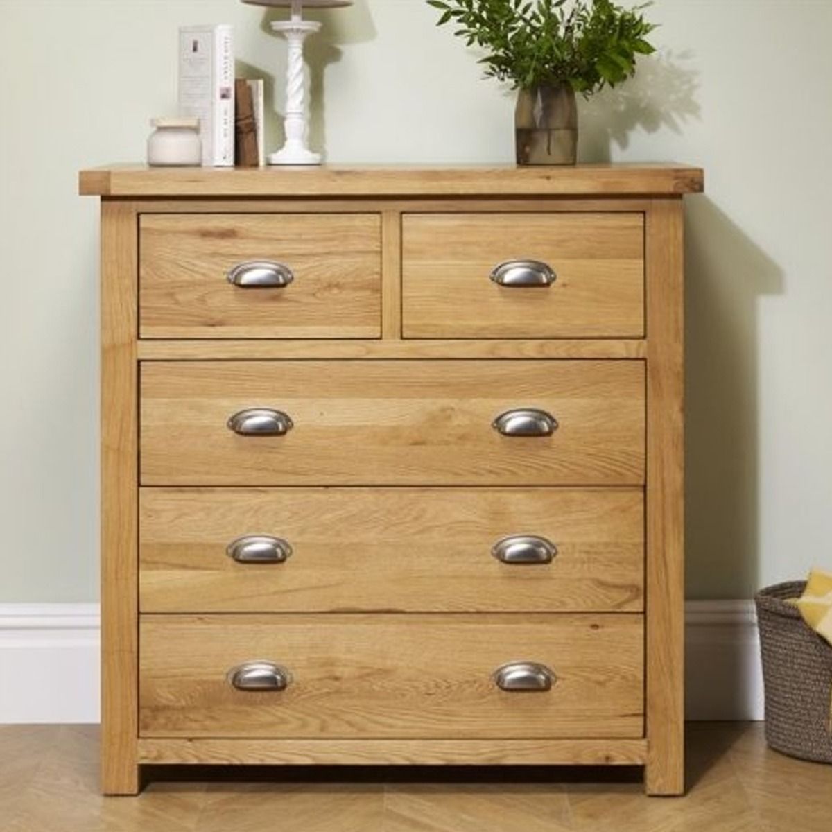 WOKINGHAM Oak Finish Chest of Drawers - Medium-sized, 5 Drawers - Birlea Essentials