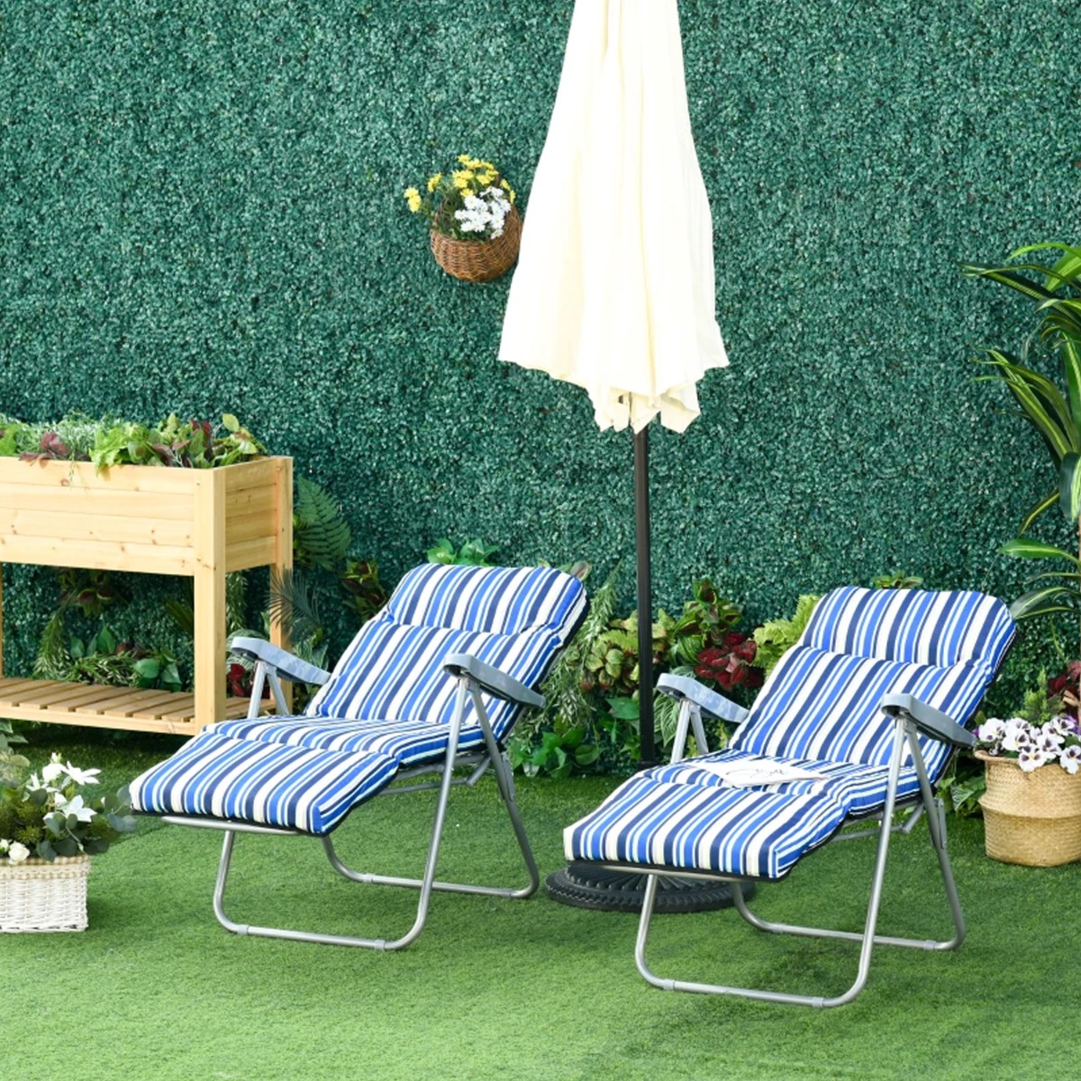 Set of 2 Foldable Garden Sun Lounger Adjustable Recliner Seat - Multicolour - The Garden Savant