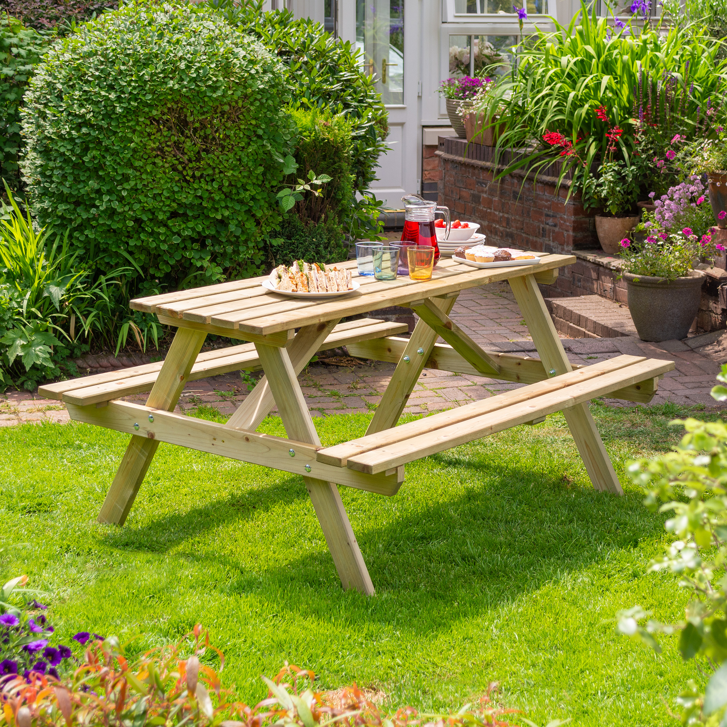 FENSWICK Garden Picnic Table and Bench Set, 150cm - Oak Finish - Etta Gardens