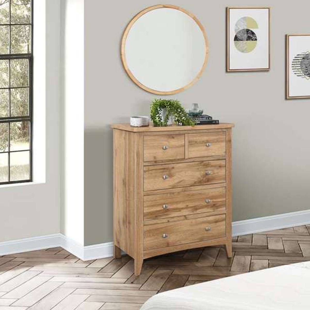 HASTINGS Oak Finish Chest of Drawers - Medium-sized, 5 Drawers - Birlea Essentials
