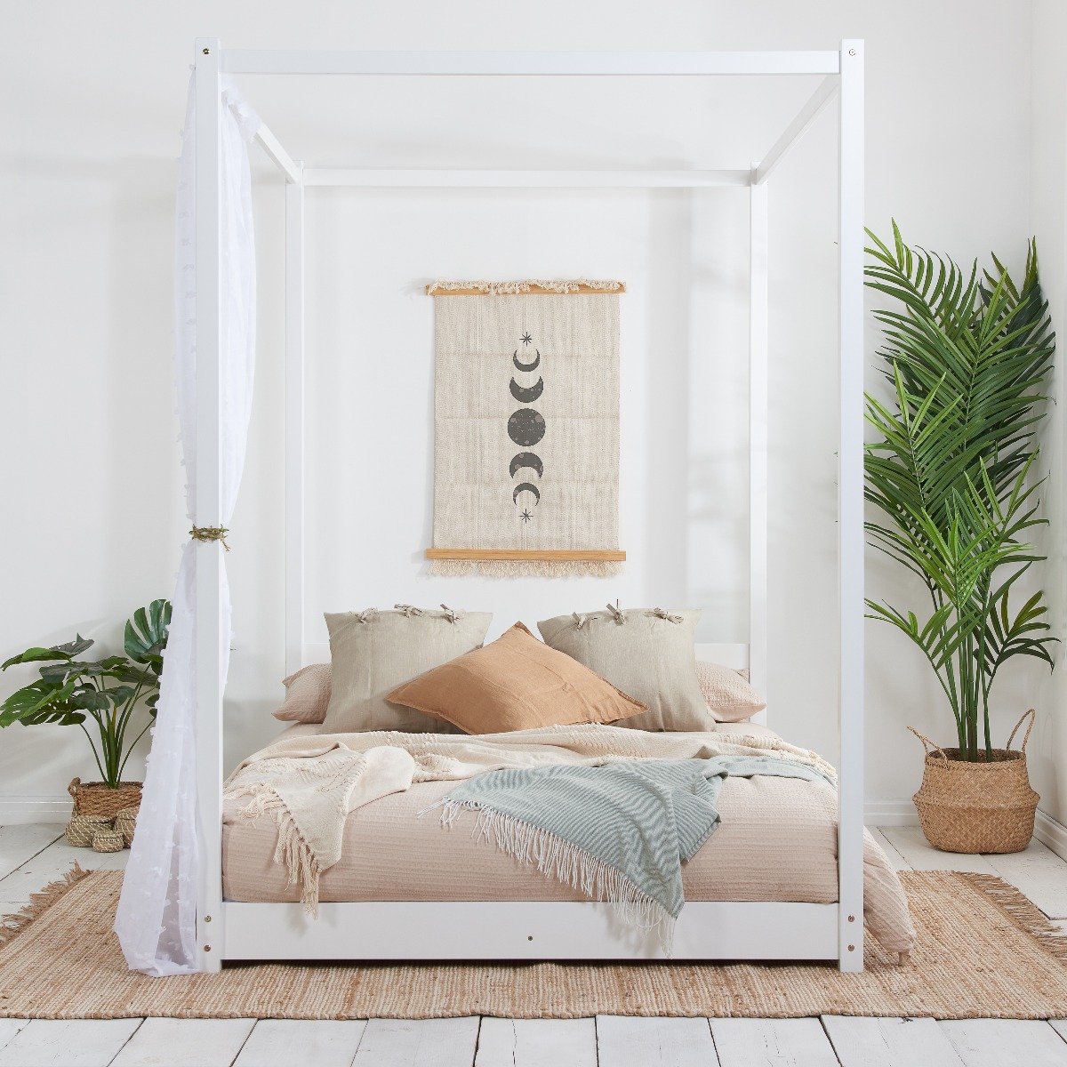 Solid Slatted Base Darwin White Four Poster Bed - Kingsize 5ft - Birlea Essentials