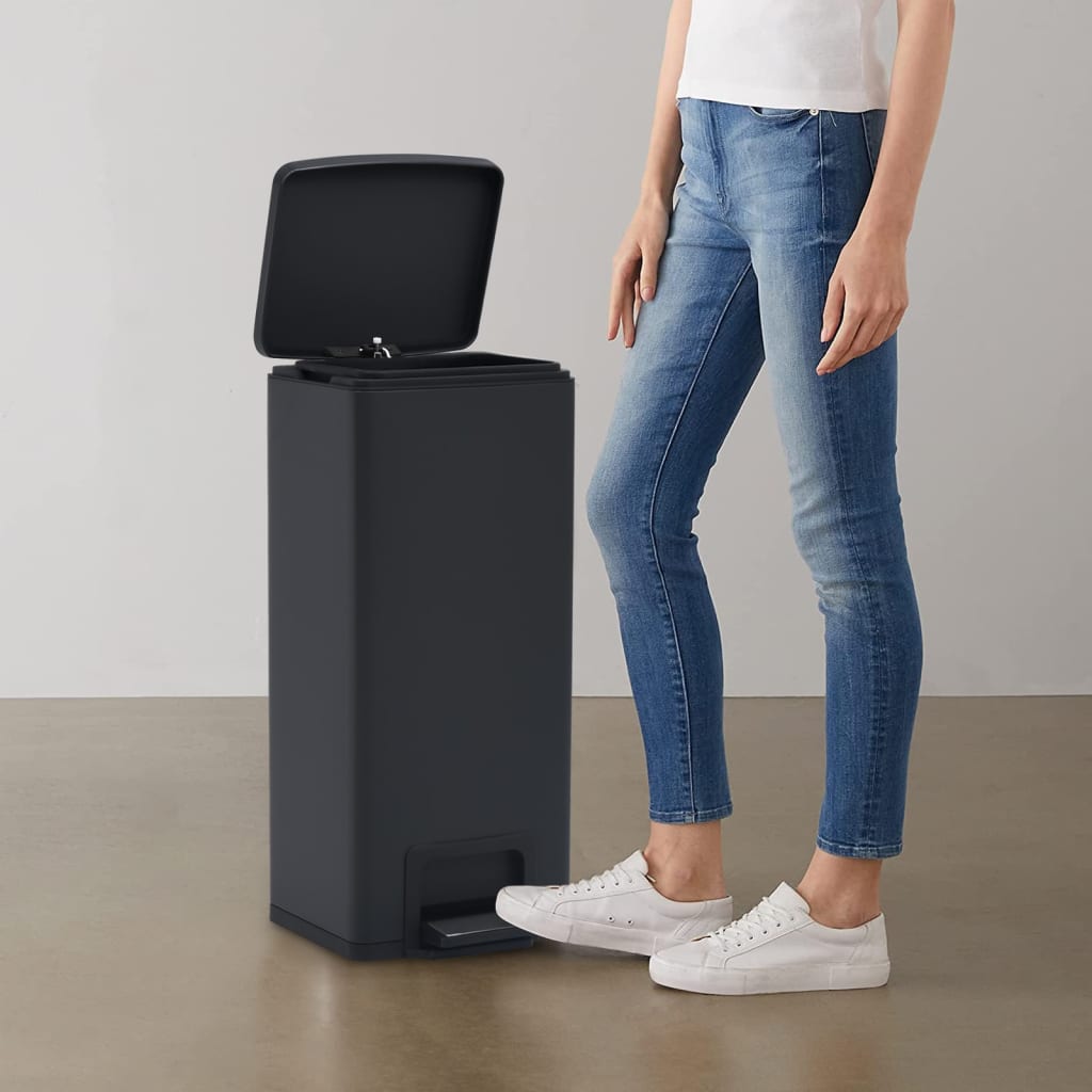 Dustbin with Pedal Anti-fingerprint 30L Black Stainless Steel - Style and Chic