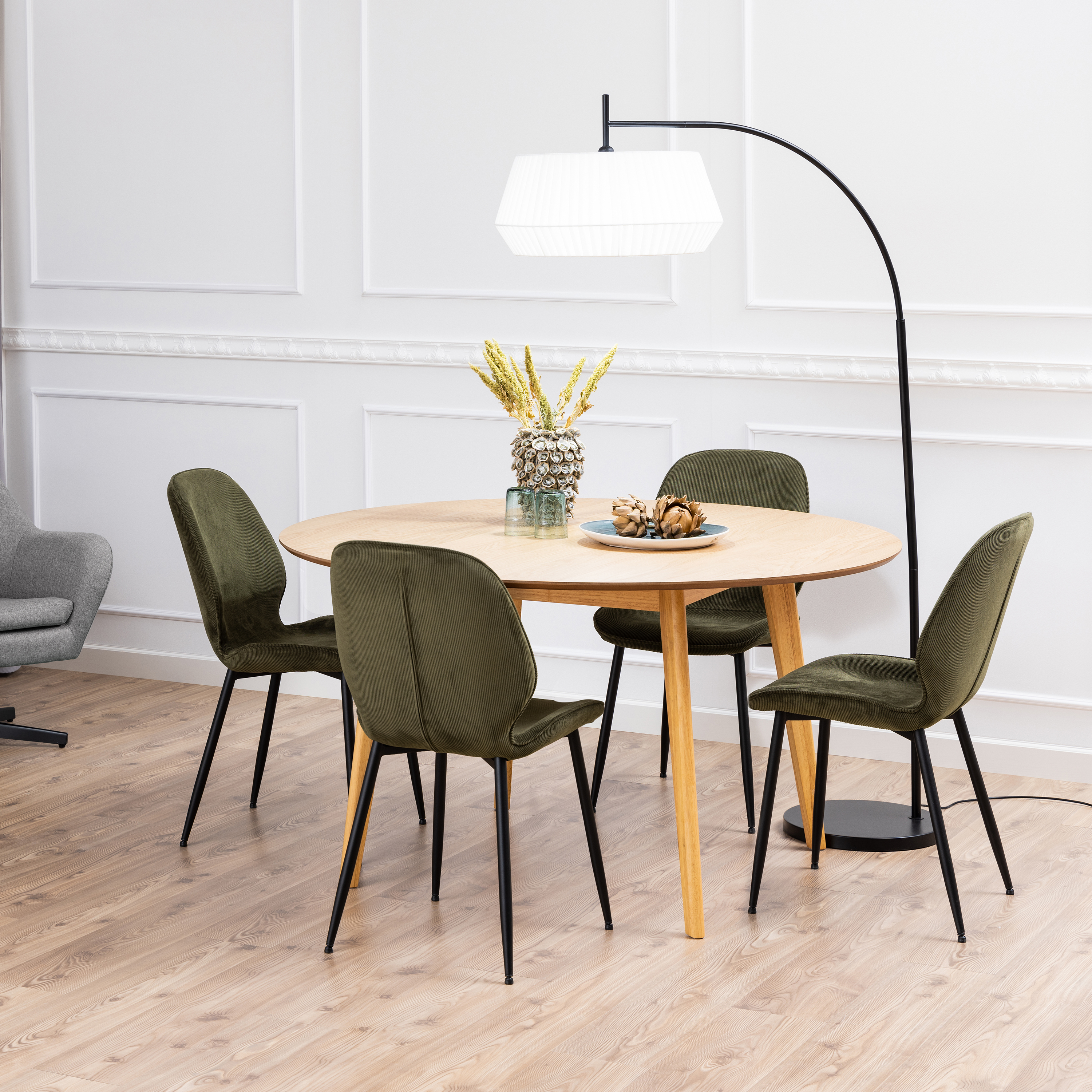 NAGARA Round Dining Table in Oak Included 4 Dining Chair in Olive Green - Rosalind Collection