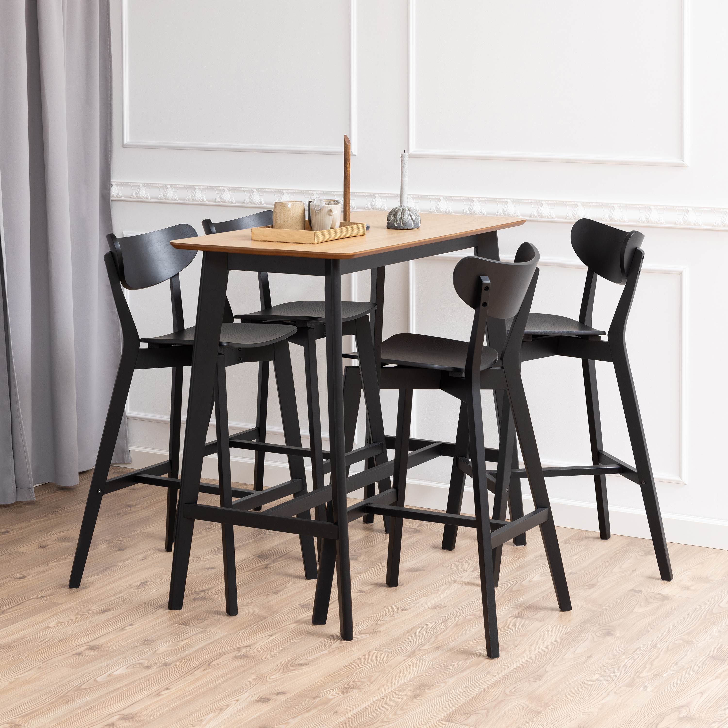 ROXEN Bar Table in Black and Oak Included 4 Bar Stool in Black - Rosalind Collection