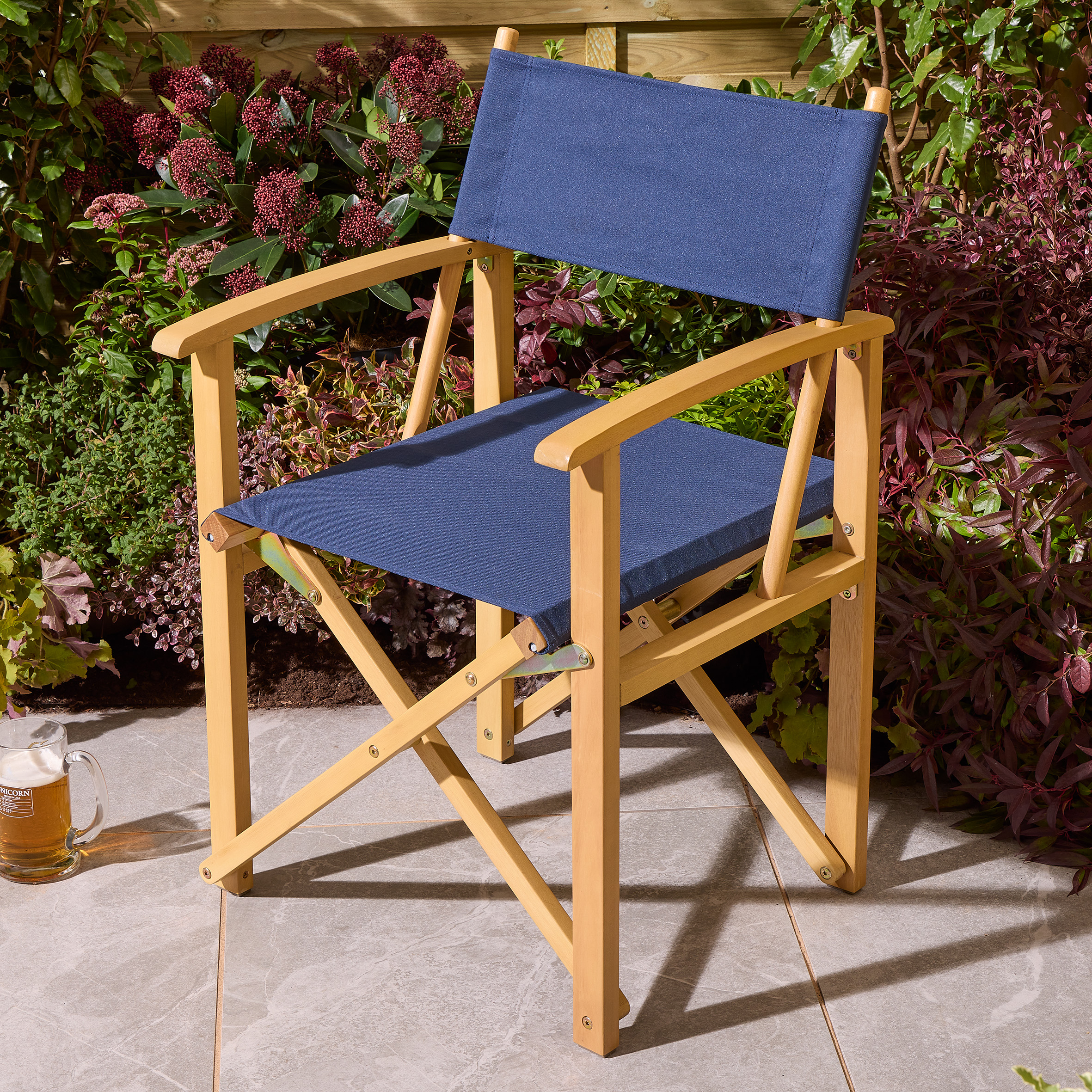 EVERSET Timber Garden Folding Directors Chair - Midnight Blue - Etta Gardens