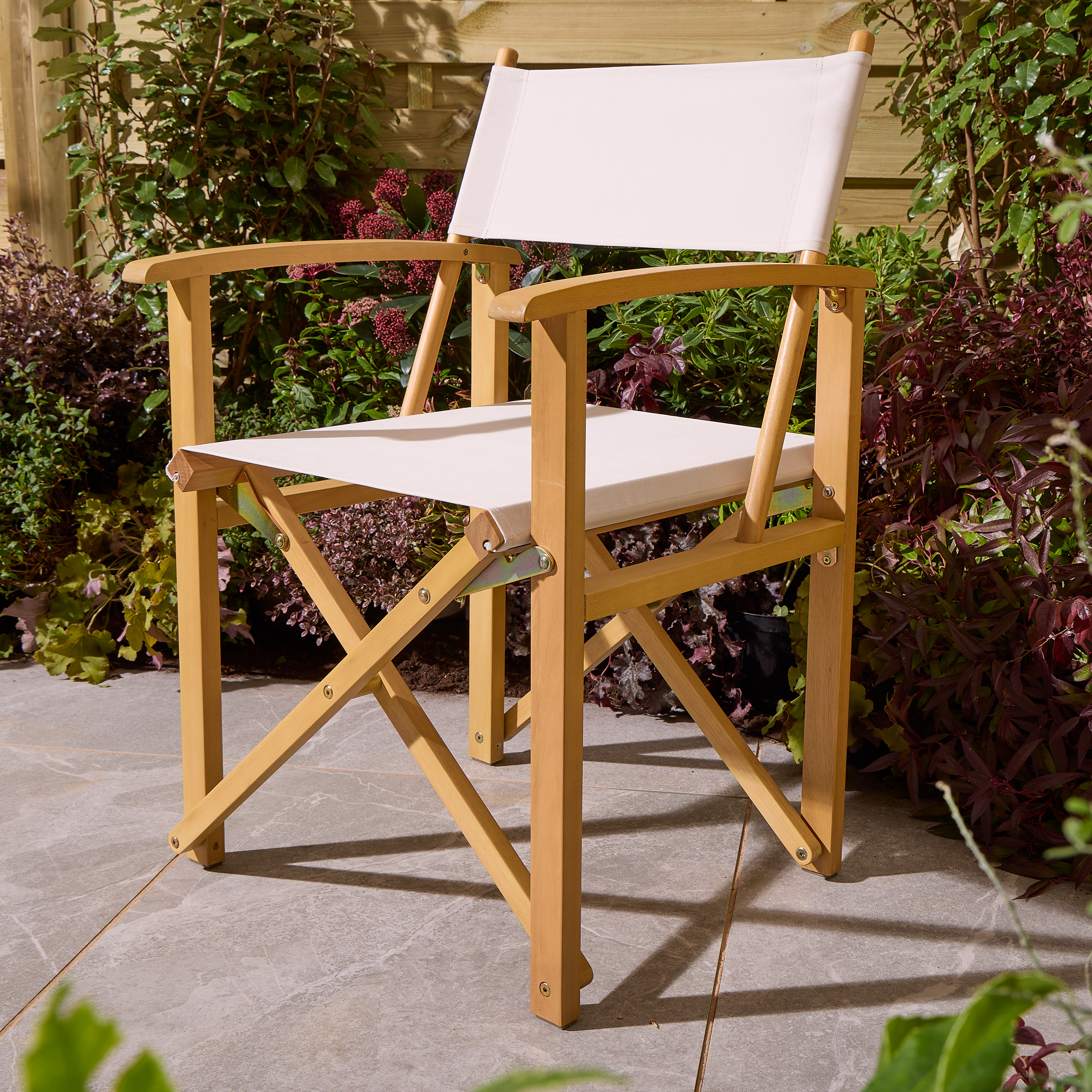 EVERSET Timber Garden Folding Directors Chair - Natural - Etta Gardens