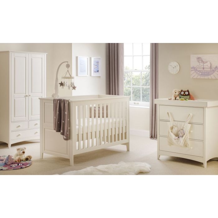 Cameo White Cotbed