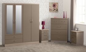 Wardrobe Set - NEWBIGGIN 4 Door Bedroom Set Oyster Gloss Light Oak Effect Veneer 154cm