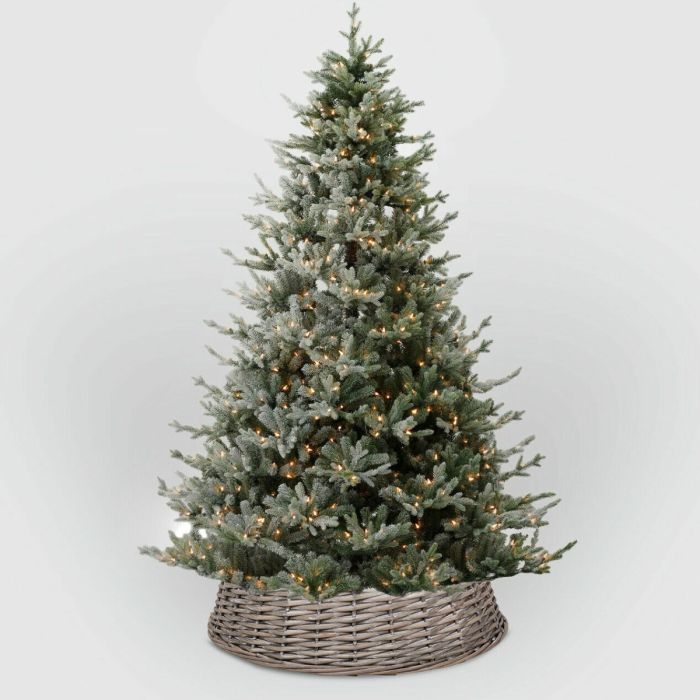 Woven Wonderland Christmas Tree Skirt - 3 Sizes