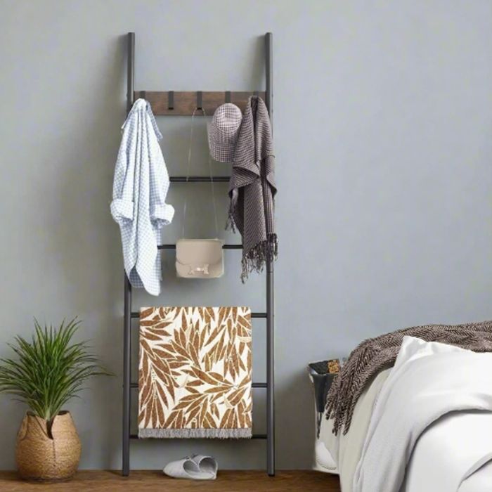 SOLIVERN Ladder Shelf 5-Tier Towel Rack with 5 Hooks - Rustic Brown