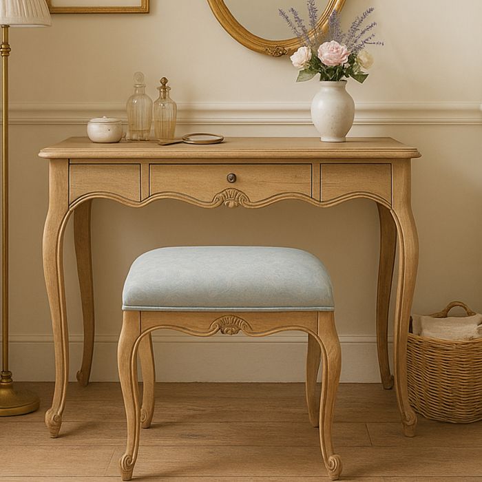 ALDERBROOK Dressing Stool - Oak Finish