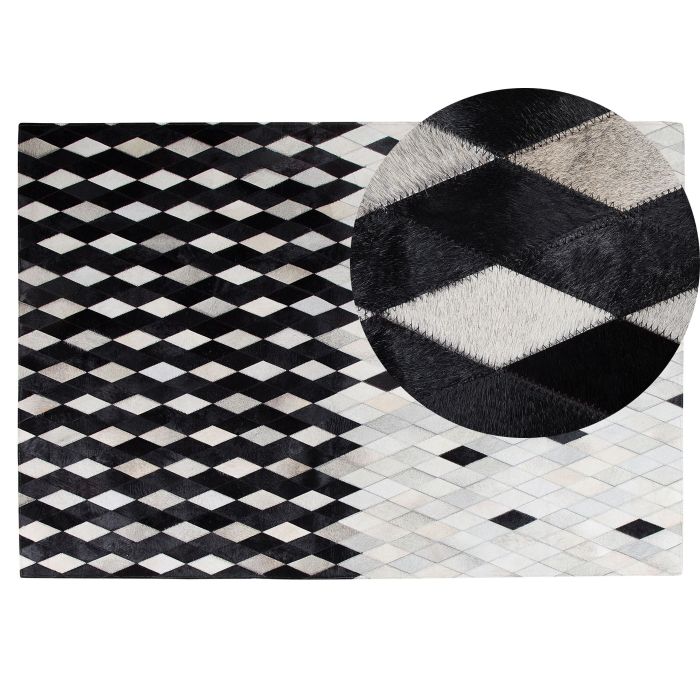 Cowhide Area Rug 140x200cm Black and White