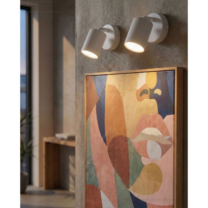 VAVERO Wall Mirror - Gold