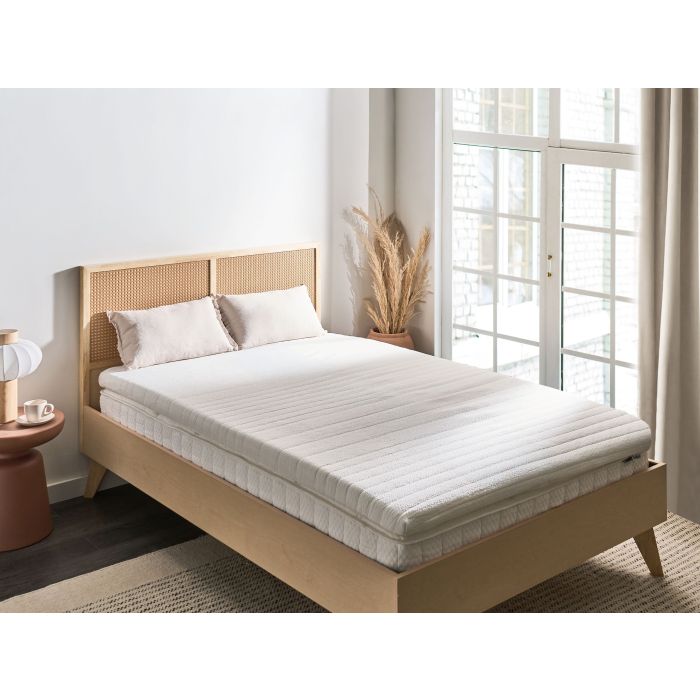 LAZZED Memory Foam Mattress Topper EU Small Double - White