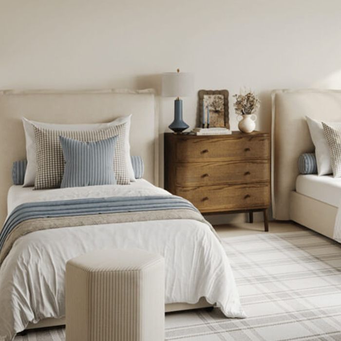 CALEN Oak Finish Chest of Drawers - Medium-sized, 3 Drawers