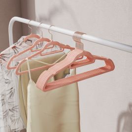 Velvet Hangers - SOLRO Set of 50 Non-Slip Hangers with Rose Gold Swivel Hook - Coral Pink