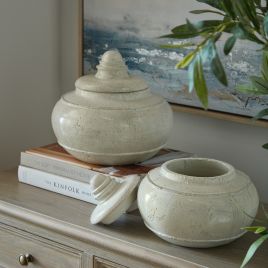FORMA Medium Pot With Lid - White