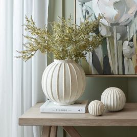 ARBOR Globe Vase - White
