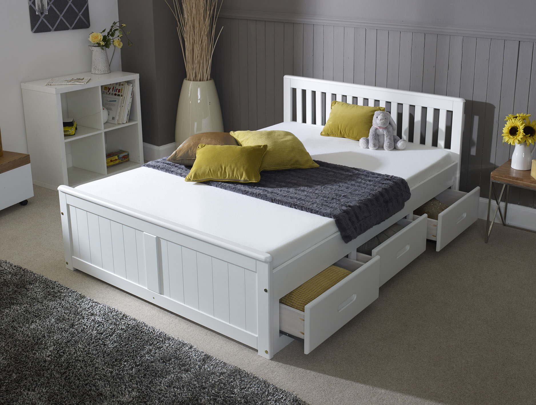 Small Double Bed - LISSON 4ft Wooden Bed with Storage Drawers White - Amanda and Co
