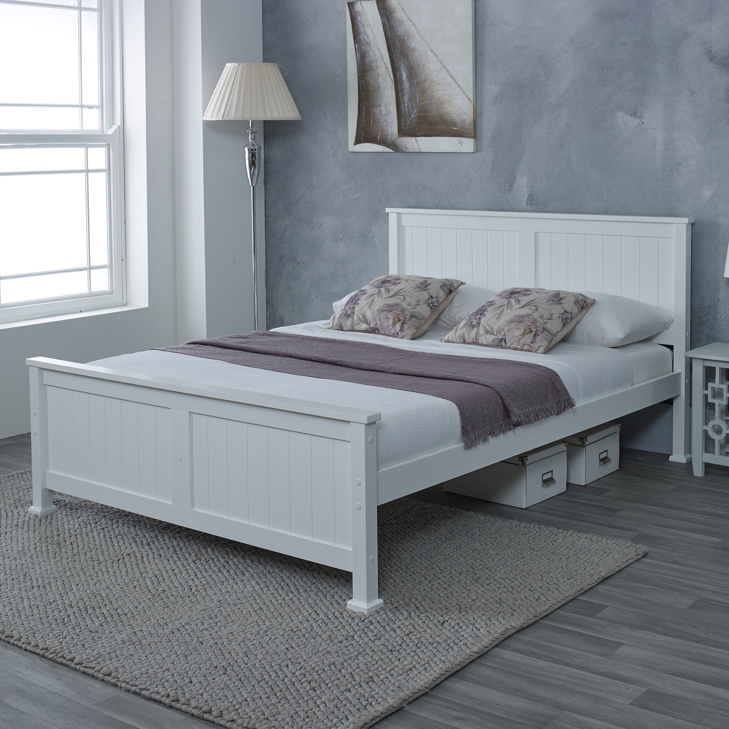 Small Double Bed - FADRID 4ft Wooden Bed White - Amanda and Co