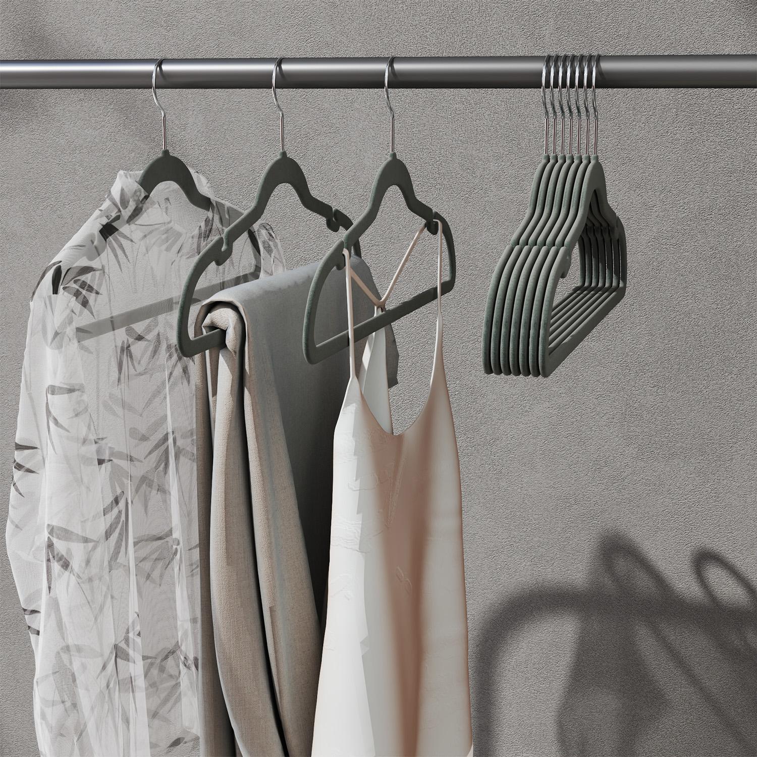 Velvet Hangers - SOLRO 30 Pack Suit Hangers with Shoulder Notches Non-Slip - Black - Indigo Home