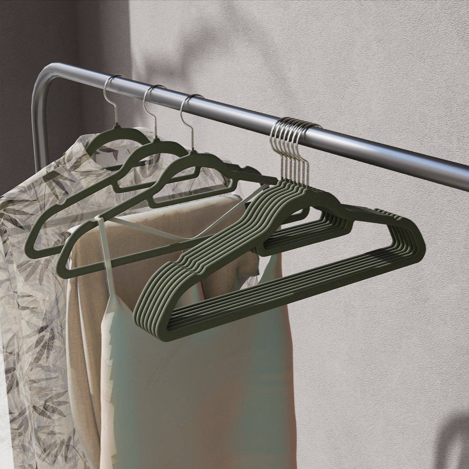 Velvet Hangers - SOLRO Set of 20 Non-Slip Hangers with Rose Gold Swivel Hook - Grey - Indigo Home
