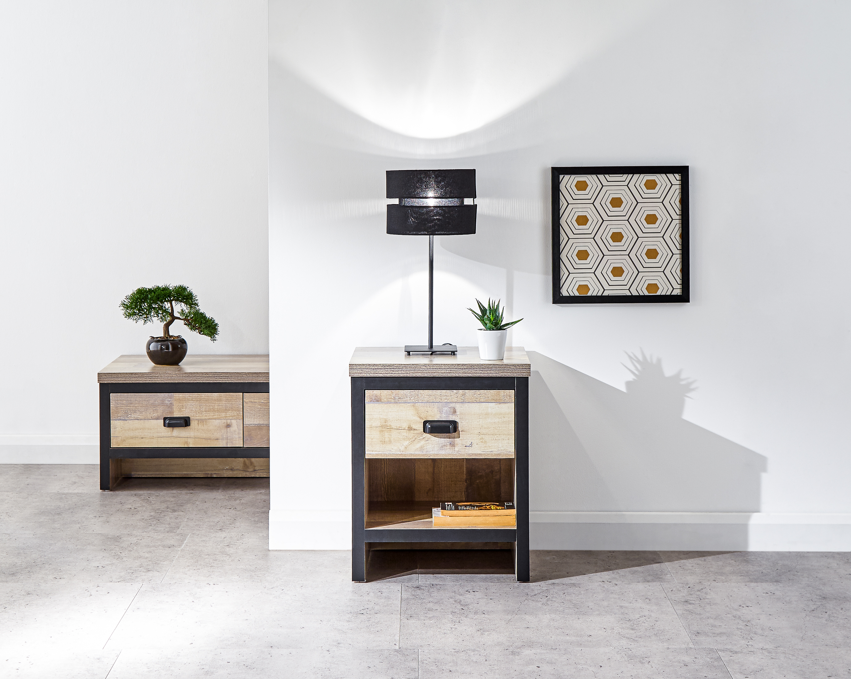 BELONA Lamp Table Oak - Campbell Craft