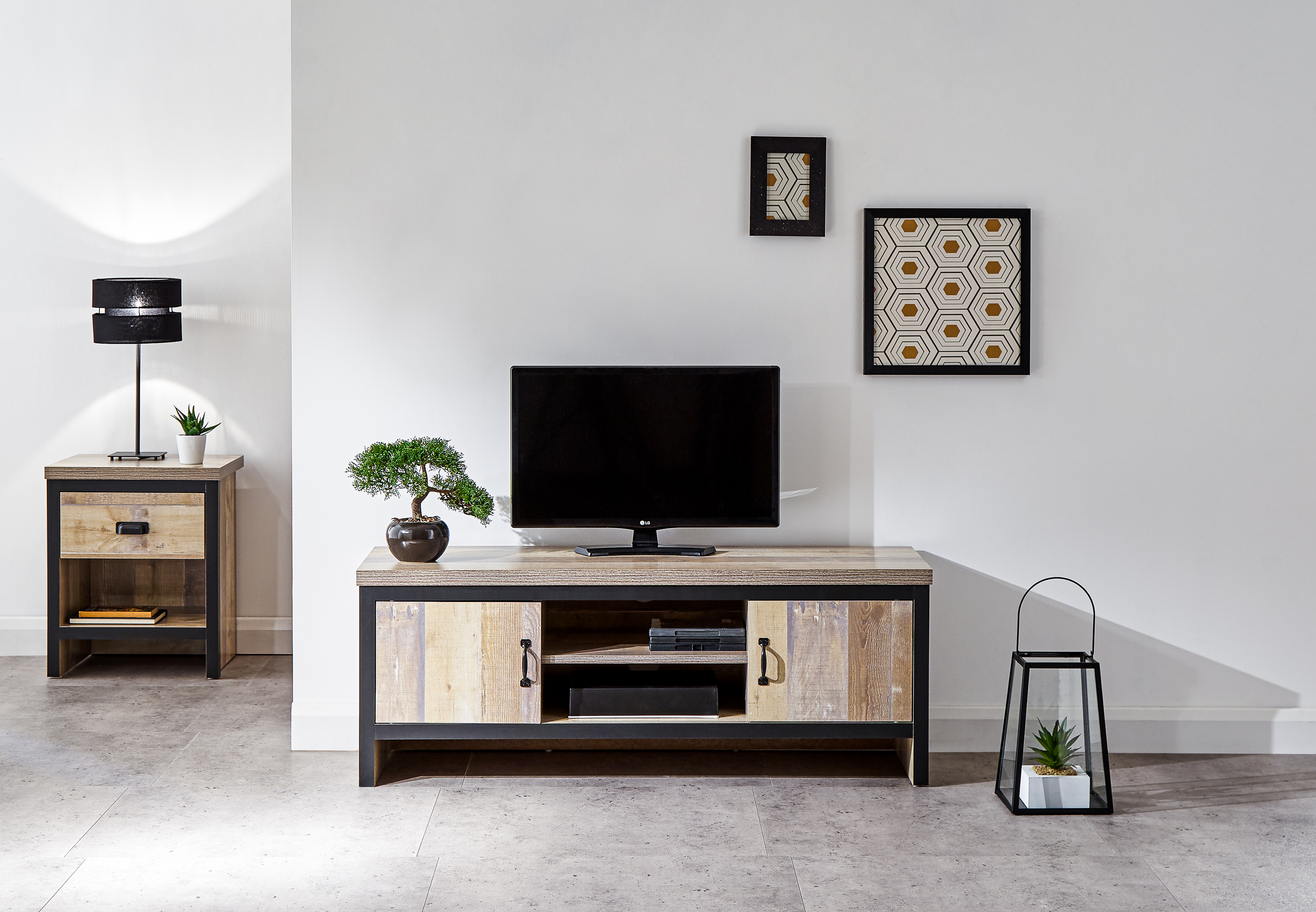 BELONA 2 Door TV Unit Oak - Campbell Craft