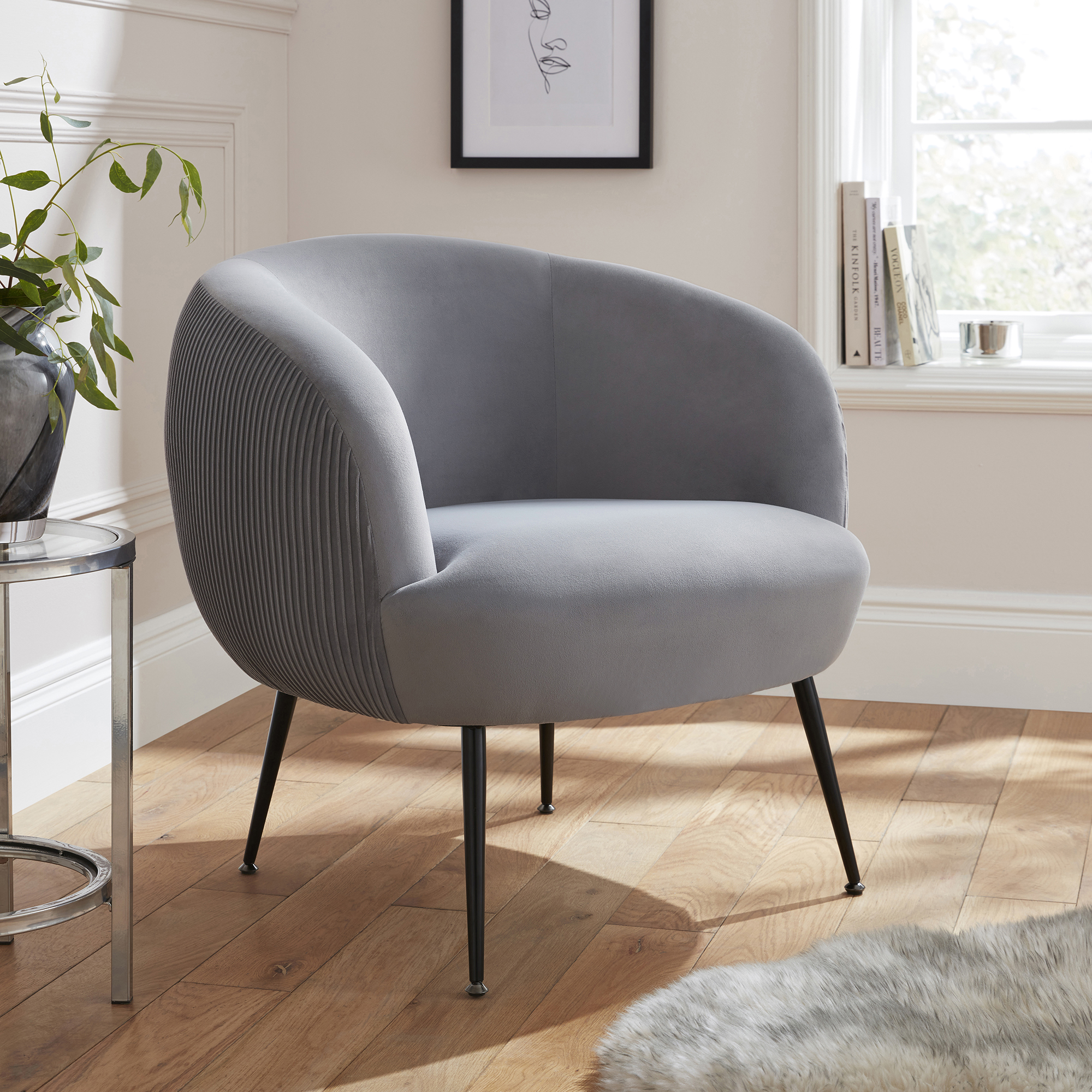KAMIX Velvet Pleated Accent Chair with Curved Design - Grey - Campbell Craft