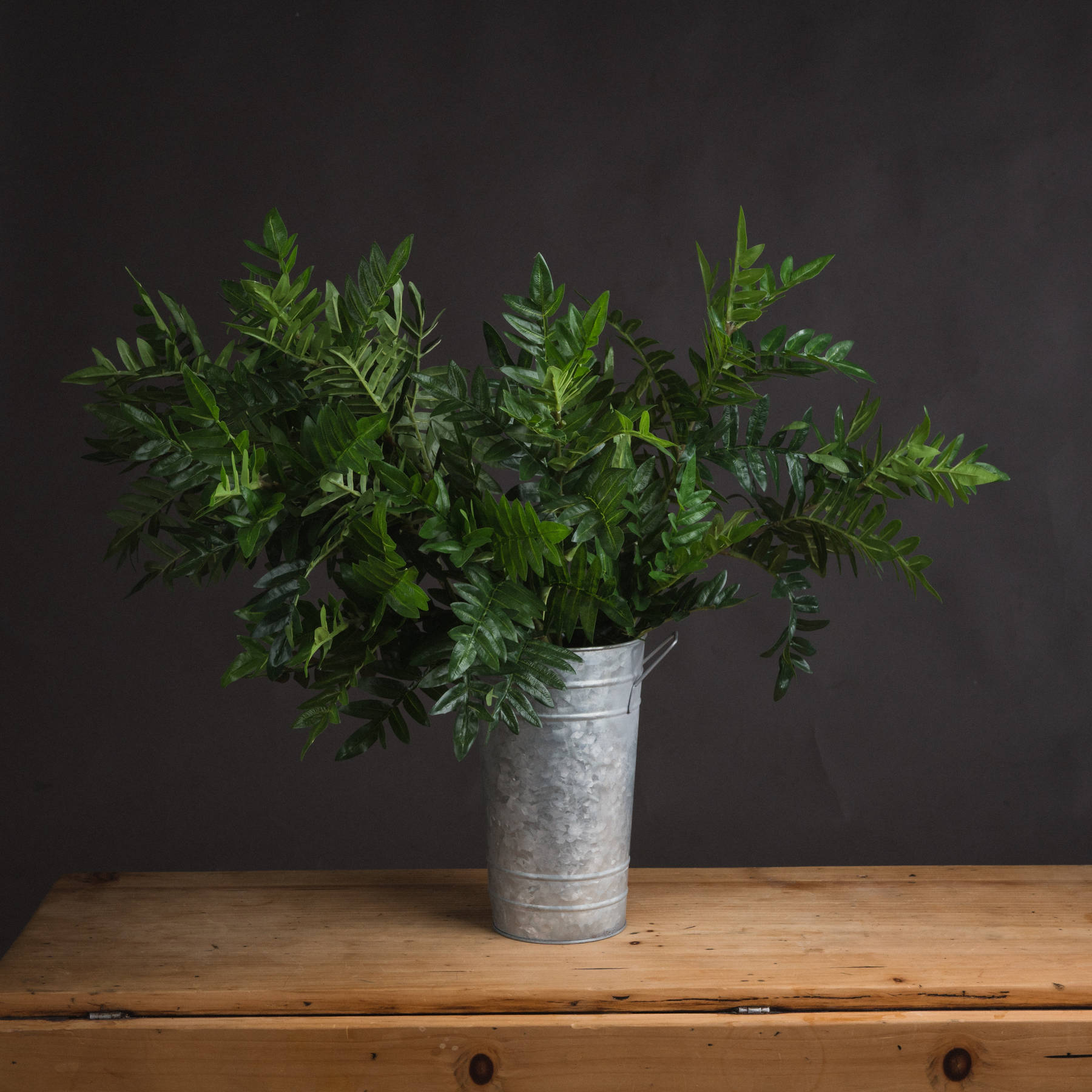 Pistach Bunch - Green - Corinthia Corner