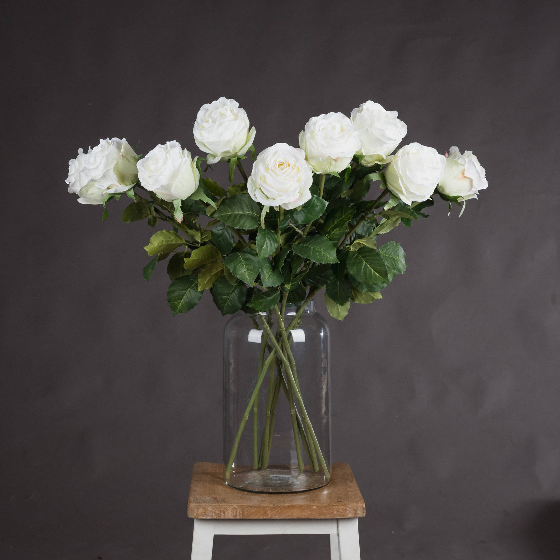 Traditional Rose - White - Corinthia Corner