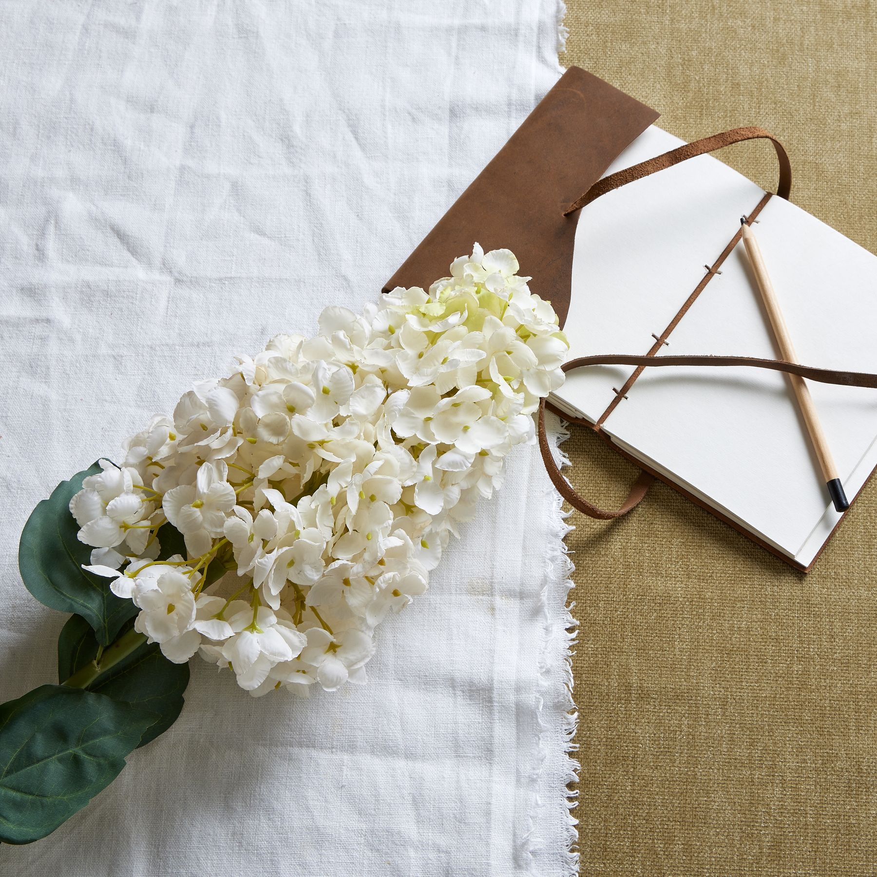 Spear Hydrangea - White - Corinthia Corner