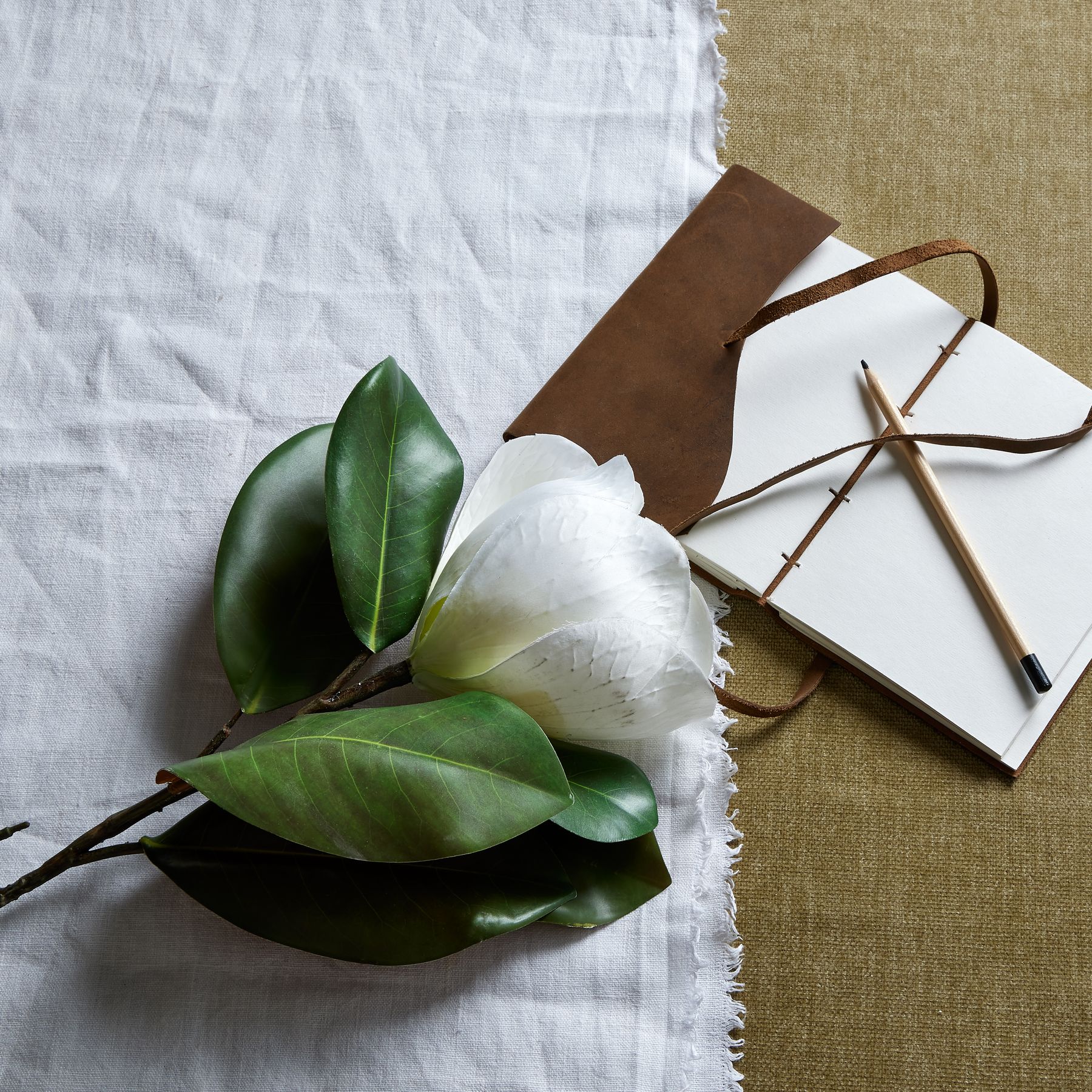 Magnolia Stem - White - Corinthia Corner