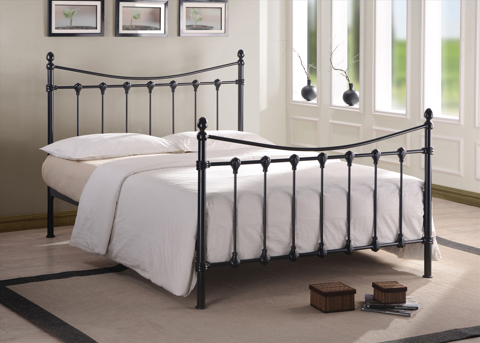 Kingsize Bed - FLOVANA 5ft Metal Bed Black - Bedland
