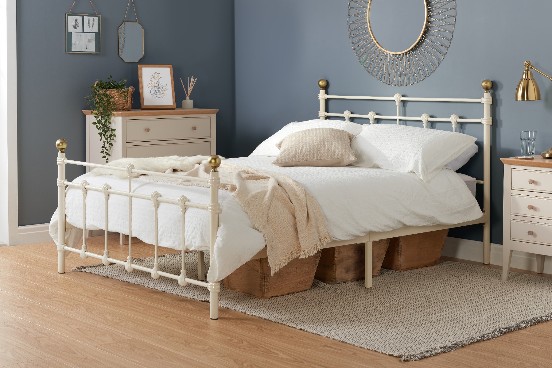 Birlea Atlas Cream Metal Bed Frame - Double 4ft6 - Birlea Essentials