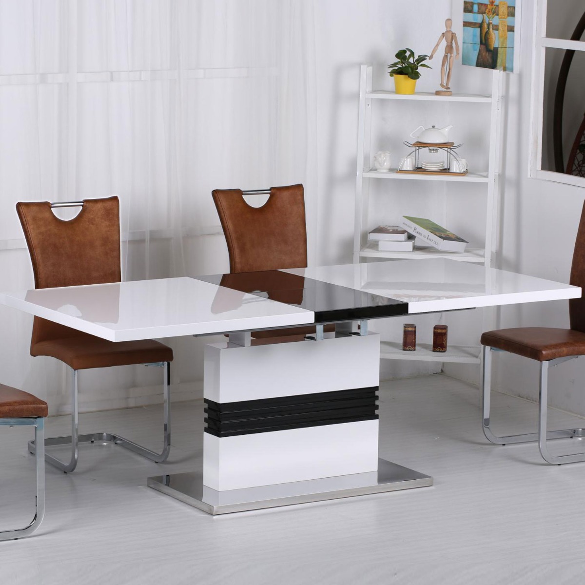 Fabrizio High Gloss Ext Dining Table - White and Black - Sigrid Mills