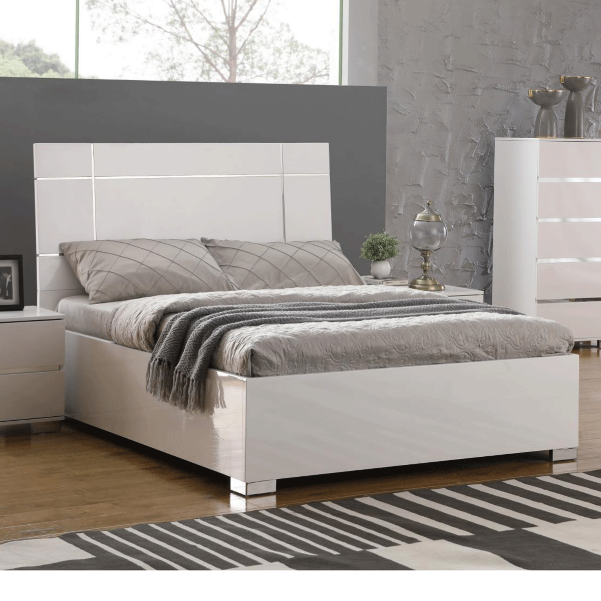 Zinck Luxury for Your Bedroom High Gloss Bed Frame in White Stylish Headboard - King Size - Sigrid Mills